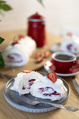 meringue roll with strawberries