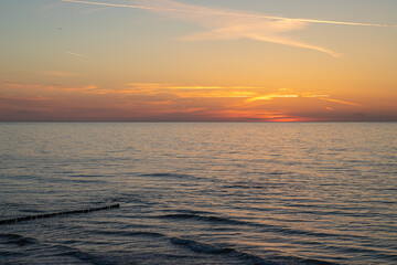 Rewal - zachód słońca nad polskim morzem