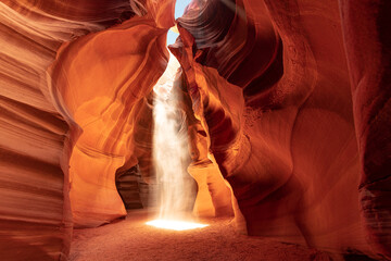 beam of light in famous antelope canyon near page arizona usa. - obrazy, fototapety, plakaty