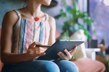 Online banking is so convenient - Stock photo 