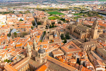 Obraz premium Aerial view of beautiful architecture of Salamanca with Main Square and Holy Spirit Church, Leon, Spain