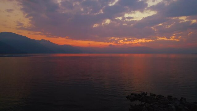 Guatemala, lago, San Pedro la laguna, san juna la laguna, vacaciones, pescar, nadar, barco, lancha, canoa, verano, atardecer, amanecer, pescar, descanso, paz, tranquilidad.