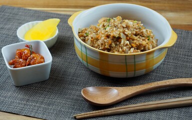 한국음식 참치김치볶음밥