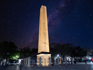 The symbolic ancient sultanahmet column at night time
