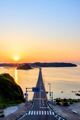 夕日と角島大橋　山口県下関市　Sunset and Tsunoshima Bridge. Yamaguchi-ken Shimonoseki city.