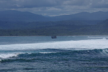 Naklejka premium Coastline near Ujung Bocur, Krui, Indonesia