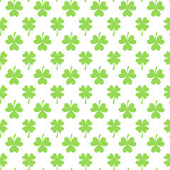 Fototapeta premium White seamless pattern with green clover.