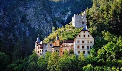 Schloß Fernstein