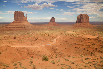 Fototapeta na wymiar The Mittens and Merrick Butte in Monument Valley