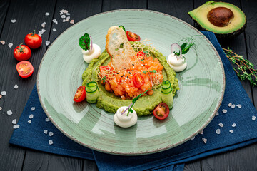 Salmon tartare with avocado puree