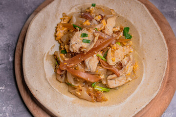Stir Fried Rice Noodles with Chicken.| Thai Food
