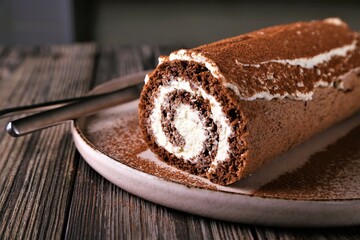 Keto chocolate roll