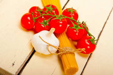Italian basic pasta ingredients