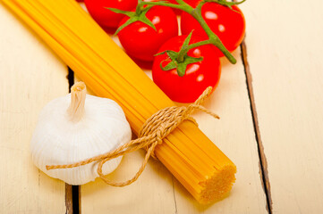 Italian basic pasta ingredients