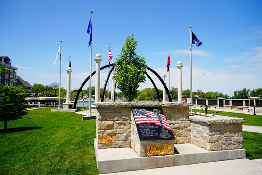 The veteran memorial site gives honor and remembrance to all the brave men and women that have fought.