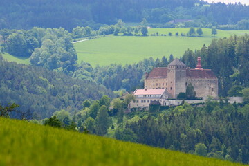 Fototapeta na wymiar Ansicht auf Schloss Krumbach, Niederösterreich