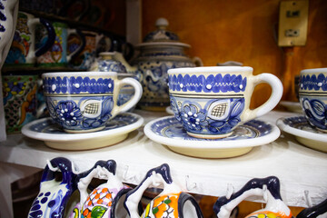 mexican talvaera ceramica colorful traditional pottery