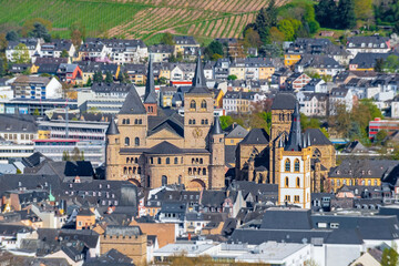 Trierer Altstadt mit dem Trier Dom, Rheinland-Pfalz, Deutschland - obrazy, fototapety, plakaty