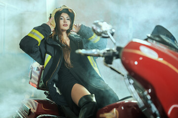 Fototapeta na wymiar attractive woman firefighter