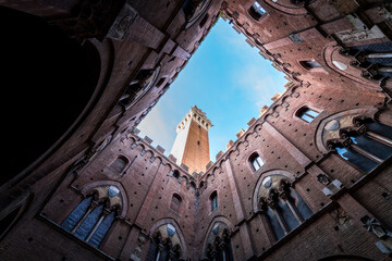 indoor architecture of siena town hall, italy - obrazy, fototapety, plakaty