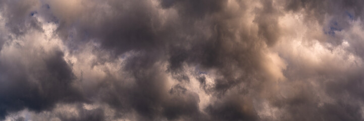 dramatic cloudy sky. widescreen panoramic atristic cloudscape - obrazy, fototapety, plakaty