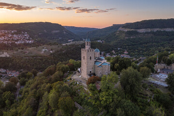 Fototapeta na wymiar Holy Ascension of Lord Cathedral in Tsarevets fortress, Veliko Tarnovo, Bulgaria