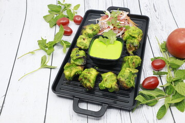 Chicken Tikka Hariyali
