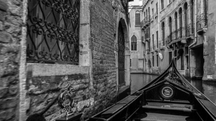 Black and white gondola tour in Venice