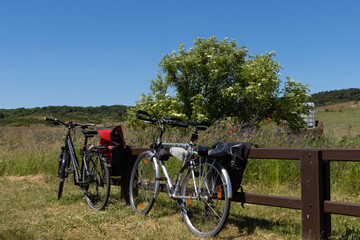 Obraz premium Radtour auf der Ostseeinsel Hiddnesee