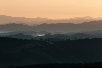 Cunha, São Paulo, Brasil: Amanhecer na Serra da Bocaina no Vale do Paraíba no Estado de São Paulo. cidade faz parte da Estrada Real, entre Ouro Preto e Paraty