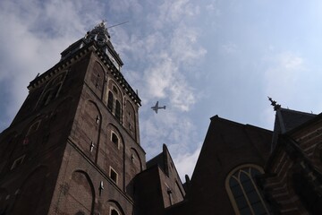 Plane above the buildings 