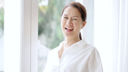 健康的なミドル女性のポートレート