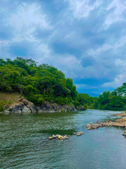 Fototapeta na wymiar paz river. The Paz River is the natural border that divides the countries of Guatemala and El Salvador