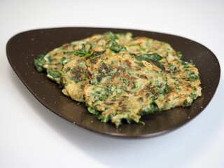 한국의 전통음식 봄 나물 부침개 