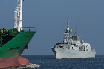 WARSHIP - A Canadian Navy frigate it flows on the sea © Wojciech Wrzesień