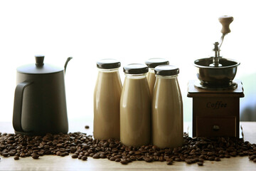 Manual coffee grinder with coffee bean and Drip Kettle Set