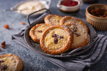 Mini pies with jam