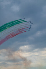 Esibizione delle Frecce Tricolore per la festa di San Nicola, città di Bari, Puglia