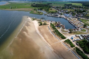 Fototapeta premium Fischerdorf und Urlaubsort Freest am Peenestrom 2022