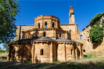Exterior view of the apse of the Romanesque monastery of Santa María de Moreruela (early 12th century). Zamora, Spain.
