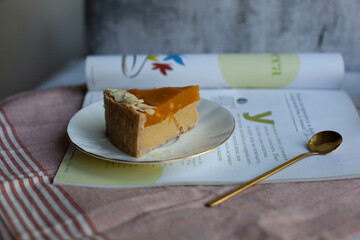 vegan cheesecake with mango