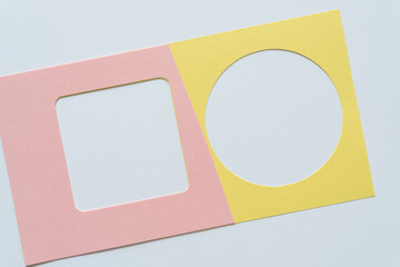 pink and yellow frames (square and circle)