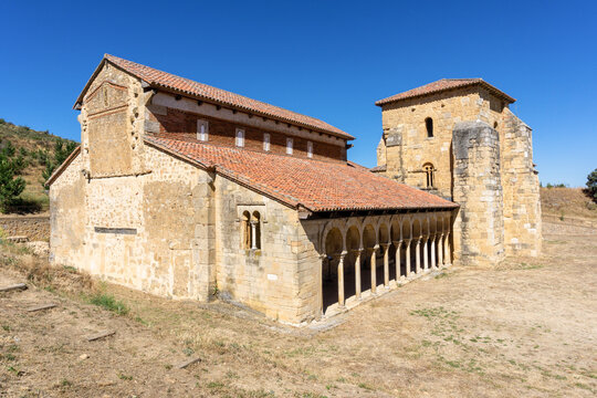 Monasterio moz&aacute;rabe de San Miguel de Escalada. Le&oacute;n, Espa&ntilde;a.