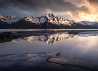 Obraz na płótnie Canvas Alaskan Sunset