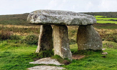 Lanyon Quoit - dolmen in Cornwall, England, United Kingdom - obrazy, fototapety, plakaty
