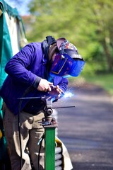 Travailleur soudeur ferronnier - métier artisanat