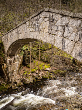 Br&uuml;cke &uuml;ber dem Fluss