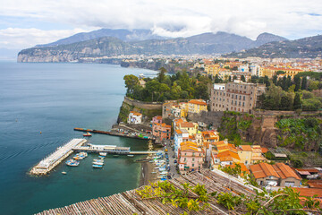 Fototapeta na wymiar View of the coast (Marina Grande) from the observation deck in Sorrento 