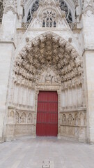 Fototapeta premium entrance to the cathedral