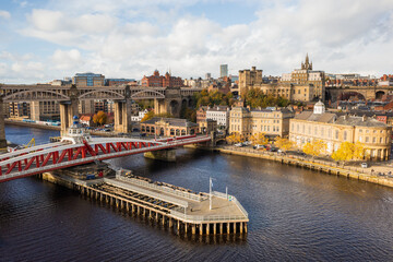 Obraz premium Newcastle UK: 25th Oct 2020, View of Newcaslte Quayside in Autumn
